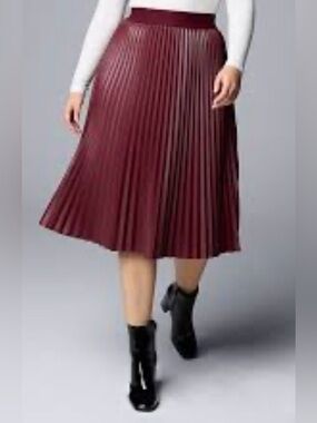 💙Simply Vera, Vera Wang Pleated Vegan Leather Midi Skirt - Purple